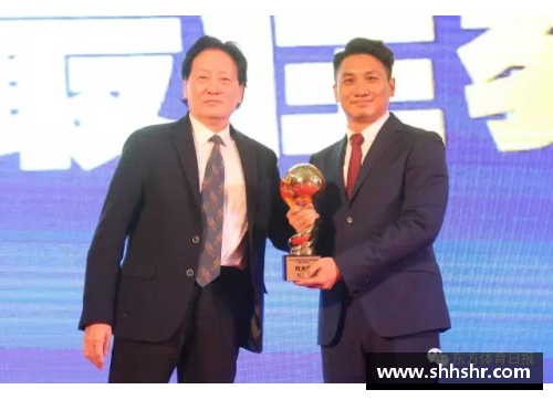 青少年足球教练：培育未来之星